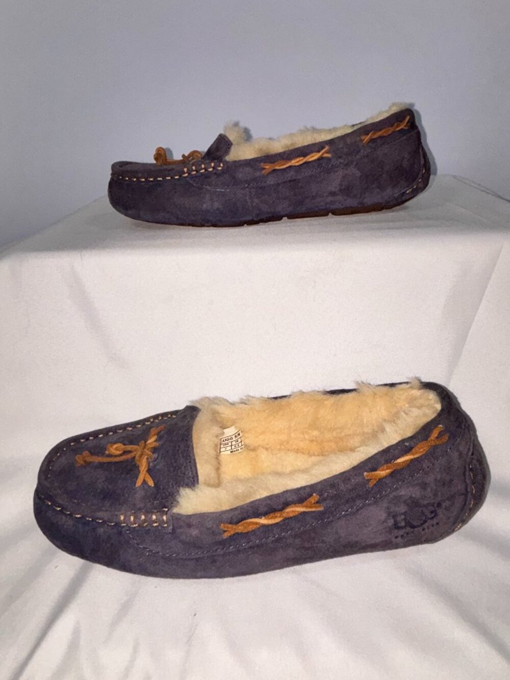 UGG Brett Suede Moccasin Slippers Women's Size 7